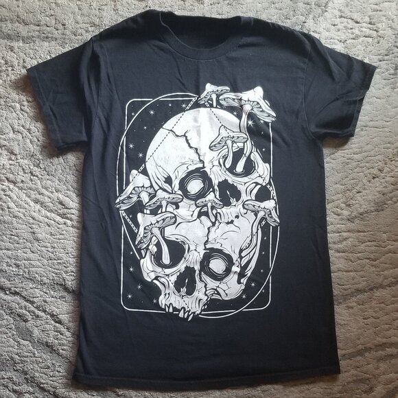 Tops - Mushroom and skull tshirt